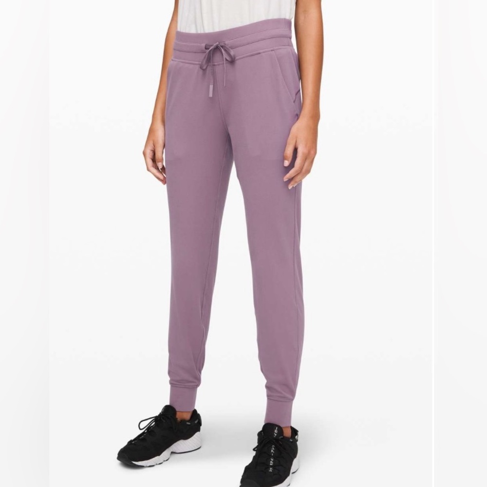 Lululemon ready to Rulu pants 4